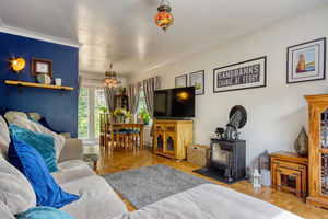 OP Lounge/Diner- click for photo gallery